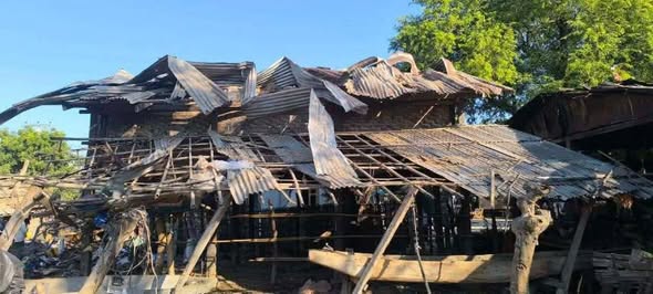 ရွှေဘိုမြို့နယ်မှာ လေကြောင်းတိုက်ခိုက်မှု သုံးယောက်သေ ၊ ရှစ်ယောက်ဒဏ်ရာရ