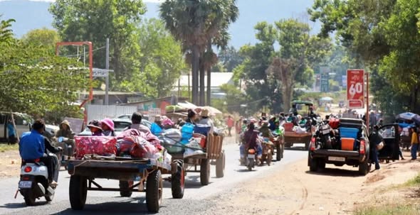 ထိုင်း-ကမ္ဘောဒီးယား နယ်စပ်တိုက်ပွဲ သေဆုံးသူမြင့်တက်လာပြီး ထောင်ပေါင်းများစွာ ဘေးလွတ်ရာရွှေ့ပြောင်း