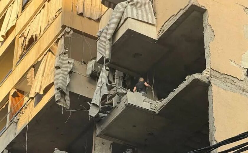 လက်ဘနွန်ကို အစ္စရေးက လေကြောင်းတိုက်ခိုက်ပြီး ဟဇ်ဘိုလာ ထိပ်တန်းတာဝန်ရှိသူကို သုတ်သင်