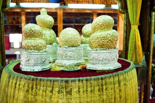 အင်းလေး ဖောင်တော်ဦးဘုရား ဒေသစာရီကြွချီ အပူဇော်ခံပွဲ စက်တင်ဘာ ၂၂ ရက်မှာ စတင်မယ်