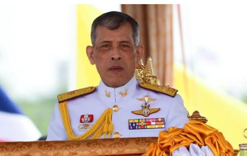 နန်းစံနေဆဲ ထိုင်းဘုရင်တပါး တရုတ်နိုင်ငံကို ပထမဆုံးအကြိမ် သွားရောက်