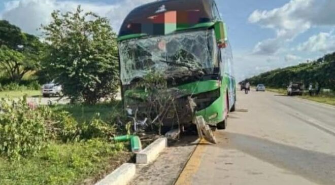 ဆယ်လအတွင်း ရန်ကုန်-မန္တလေး အမြန်လမ်းပေါ်မှာ ယာဉ်မတော်တဆမှုကြောင့် လူအယောက် ၅၀ သေဆုံးခဲ့