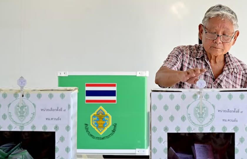 ထိုင်းရွေးကောက်ပွဲ ဖေဖော်ဝါရီ ၈ ရက်မှာ ကျင်းပမယ်လို့ ရွေးကောက်ပွဲ ကော်မရှင်ထုတ်ပြန်