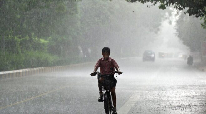 လာမယ့်ဧပြီလအတွင်း လေဖိအားနည်းရပ်ဝန်း ဖြစ်ပေါ်နိုင်ပြီး မုန်တိုင်းငယ်အဖြစ် ရောက်ရှိနိုင်