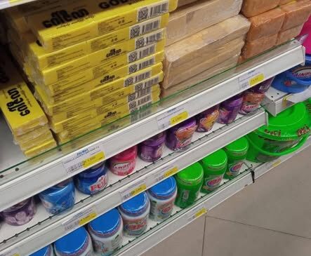 ဈေးကွက်အတွင်း သွင်းကုန်တွေ ရှားပါးလာပြီး ပြည်တွင်းထုတ်ကုန်တွေ နေရာယူ