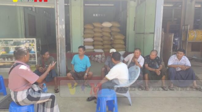 ဝါးတင်ဆောင်လာတဲ့ကား ယာဥ်မှောက်ပြီး သေဆုံး ဒဏ်ရာရခဲ့တဲ့သူတွေကို ထောက်ပံ့ဖို့ စီစဥ်နေ