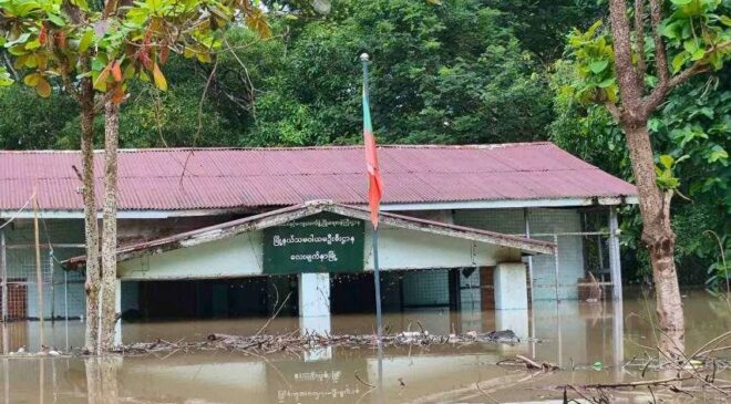 လေးမျက်နှာမြို့တခုလုံးရေလွှမ်းနေလို့ အရေးပေါ် ကူညီကယ်ဆယ်ရေးတွေလိုအပ်နေ