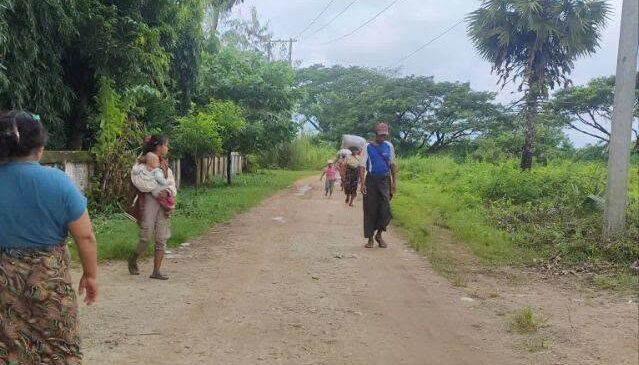 အမြန်လမ်း ၁၄၄ မိုင်အနောက်ဘက်က ရွာတချို့မှာ တိုက်ပွဲဖြစ်ပြီး သေဆုံးသူတွေရှိနေ