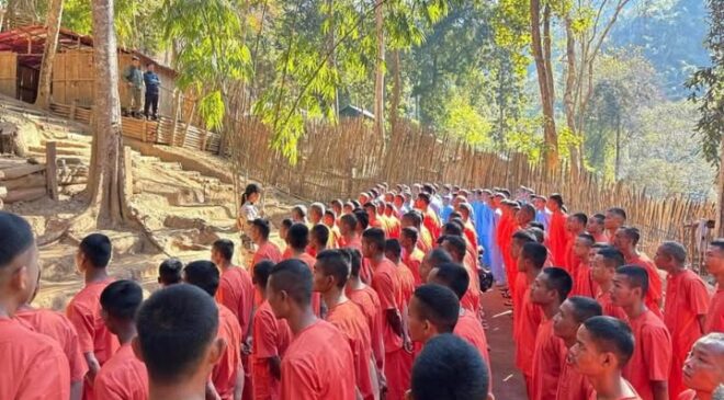ချင်းတပ်ဖွဲ့ဝင် PDF Zoland ရဲ့ အကျဥ်းစခန်းကနေ အကျဥ်းသား ၈၀ လက်နက်နဲ့အတူထွက်ပြေးသွား